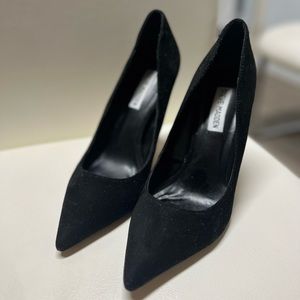 Steve Madden Pump Heels. Size 7.5M.